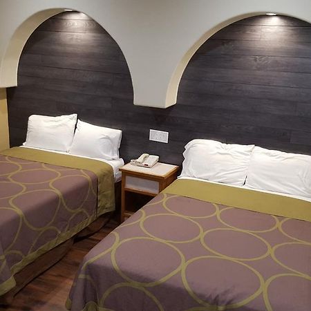 Reedley Inn Εξωτερικό φωτογραφία