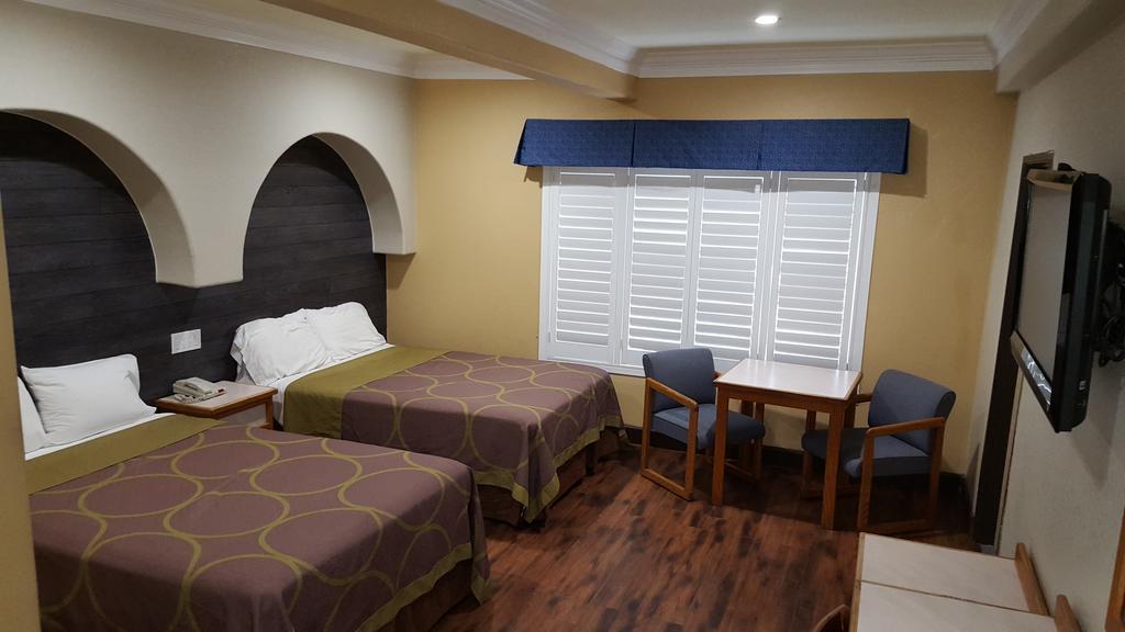 Reedley Inn Εξωτερικό φωτογραφία
