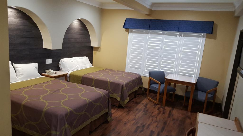 Reedley Inn Εξωτερικό φωτογραφία
